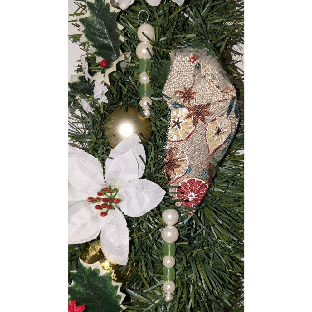 Set of 18 Handmade Christmas Ornaments 3" Pearl w/Mint Color Beads w/ Cute Box